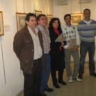 Autoridades y representantes del Foro Roblano en la inauguración de la exposición.