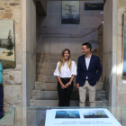Los pintores Torques y Bret junto con la concejala de Juventud y el director de Museo. ANA F. BARREDO.