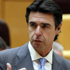 El ministro Soria, ayer durante su intervención en el pleno del Senado.