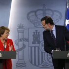 Bachelet y Rajoy tras la reunión que mantuvieron ayer.