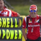 Un sonriente Alonso a su llegada al circuito Gilles Villeneuve en Montreal.