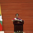Aung San Suu Kyi durante su discurso en Naypyitaw.