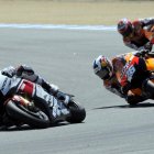Lorenzo, Pedrosa y Stoner librarán en el Mundial una dura pugna por el cetro de campeón.