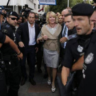 Esperanza Aguirre tras salir de los Juzgados de Plaza de Castilla, donde acudió a declarar como imputada el pasado lunes.
