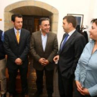 Riesco, Silvano, Villanueva y Yolanda González, en la presentación del acto.
