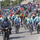 Ni la edad ni las cuestas de Ponferrada fueron óbice para que los ciudadanos cogieran sus bicicletas.