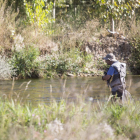 La temporada de pesca en los ríos no regulados finaliza el 31 de julio en la provincia. FERNANDO OTERO