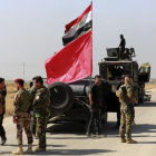 Miembros de las fuerzas especiales iraquíes preparan su avance terrestre hacia Mosul.