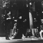 Escena de 'Retrato de dama con perrito', obra de Luis Riaza estrenada en 1979 en Madrid.