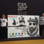 Los organizadores del Art Aerorap, junto a la concejala de Turismo y el edil de Fiestas.