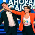 Arturo Valls y Sílvia Abril, durante el desenfadado cambio de mando en el concurso de A-3 ¡Ahora caigo!.