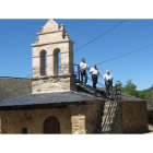 Ermita de Tedejo, ya con sus nuevas escaleras.