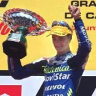 Pedrosa celebra la consecución del triunfo en el podium del circuito de Montmeló