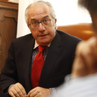 Manuel García Prada, en un momento de la entrevista de ayer.