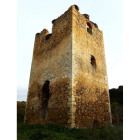 Torreón del castillo de Villapadierna, todo un ejemplo del abandono del patrimonio leonés.