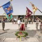 Chacón pasa revista a las tropas en la base española de Herat, en una imagen de archivo.