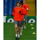 Albelda entrena junto con sus compañeros en Stamford Bridge