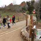 Un grupo de turistas visita Las Médulas, en una imagen de archivo. L. DE LA MATA
