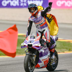 Martín celebra su triunfo en el circuito de Sachsenring. SINGER