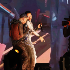 Rauw Alejandro y Rosalía, cantan juntos por primera vez en el escenario durante la gira "Saturno World Tour". THAIS LLORCA