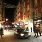 Las luces de Navidad ya están instalada en calles del centro de la capital leonesa como.