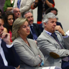 La familia de María de Villota, en la primera rueda de prensa de la expiloto tras el accidente, el 11 de octubre del 2012.