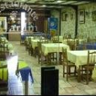 Interior del hostal-restaurante El Jardín de Laguna de Negrillos, subvencionado por Poeda