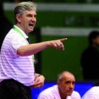 José Venancio López dirigiendo a la selección española.