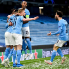 Los jugadores del Manchester City celebran su pase a la final. POWELL