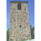 Santo Cristo de PrioroLa fachada y el escudo de la ermita del Santo Cristo de Prioro también se hicieron con partes del palacio. Y hay escudos también en el monasterio de Gradefes. Algo que poca gente sabe es que el obispo Almarcha quiso utilizar la facha