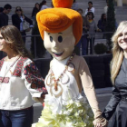 Vilma Picapiedra de la mano de Marina Danko, diseñadora del collar, y de la leonesa María Lafuente, que realizó el vestido.