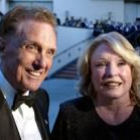 El actor Robert Stack junto a su esposa Rosemarie