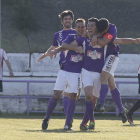 La alegría por el triunfo se tornó en tristeza tras el gol del Villaralbo en la recta final. JESÚS