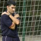 El entrenador del Athletic Club de Bilbao, Ernesto Valverde, durante un entrenamiento en Lezama