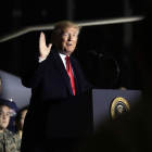 Donald Trump en un acto con las fuerzas armadas de Estados Unidos. YURI GRIPAS