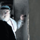 George R. R. Martin, durante una visita al castillo de Chillon en Veytaux (Suiza), el año pasado.
