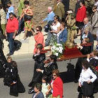 Detalle festivo de la procesión del año pasado.