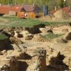 Las excavaciones arqueológicas en el entorno de la Peregrina han condicionado las obras