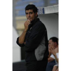 Belarmino López (i) regresa a la Hullera para sustituir a Braulio Vivas como entrenador