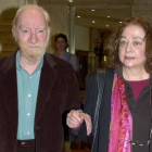 Fernán Gómez y Emma Cohen, en 2004, en la presentación de ‘El tiempo de los trenes’. PACO TORRENTE