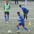La Deportiva entrenó el miércoles en Compostilla para adaptarse al césped artificial. L. DE LA MATA
