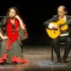 Los Principiantes en un momento de su actuación en el teatro Bergidum