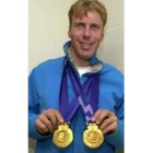 Muehlegg muestra las medallas que consiguió en Salt Lake City