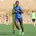 Yackouba Magagi fue titular ante el Tudelano. L. DE LA MATA