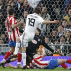 Huntelaar lograba la igualada ante el Atlético y con ello salvar un punto para el Madrid