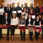 Foto de la vicepresidenta de la Junta con los premiados, ayer, en el acto en León. carlos s. campillo