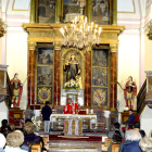 Las tallas de san Primitivo y san Facundo presidieron la misa en San Juan de Sahagún. ACACIO