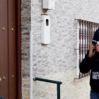 José Ángel Prenda, llegando a su casa.
