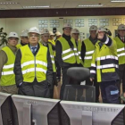 La Comisión de Energía de la Ceoe, ayer durante la visita a la central térmica de Compostilla II.