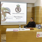 Felipe Llamazares, Adolfo López y Juan Luis Díez presentaron el plan director de la Cultural a medio plazo.